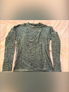 Nike Dri-Fit Runnning Womens Heather Gray Long Sleeve